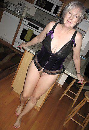 Dart recommendet grandma lingerie